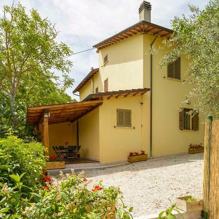 Casa Vacanze San Vittorino Gubbio Luaran gambar