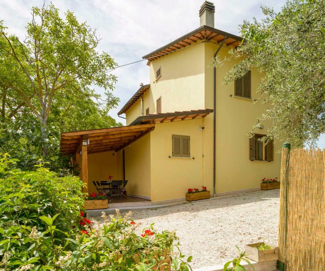 Casa Vacanze San Vittorino Gubbio Luaran gambar